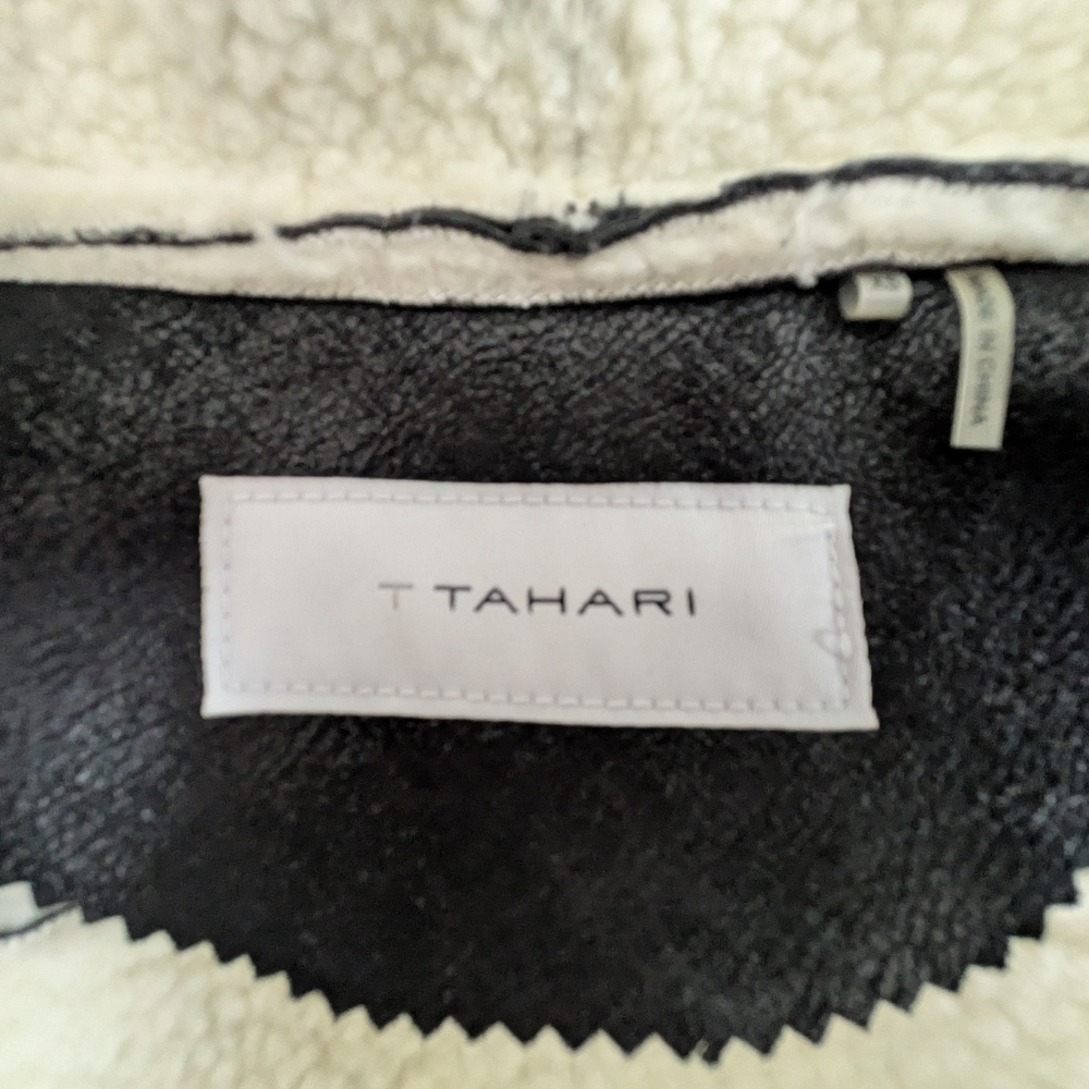 T Tahari Bias Zip Winter Vest Fur Faux Suede Winter Warm Sherpa Size XS Black - Picture 16 of 16